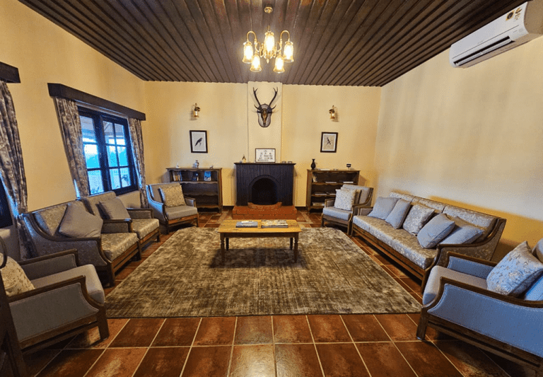 Middleton's Bungalow Lounge Area