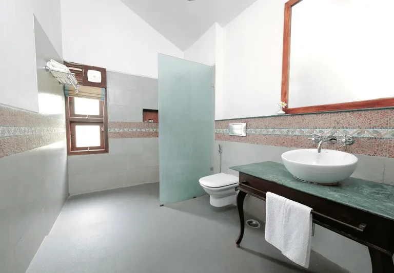 bathroom-bb-min