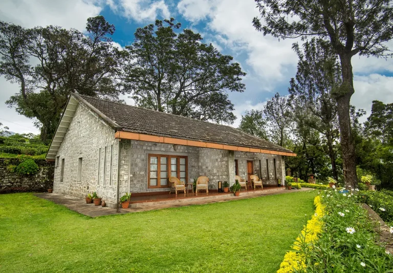 pathway-min-cottage
